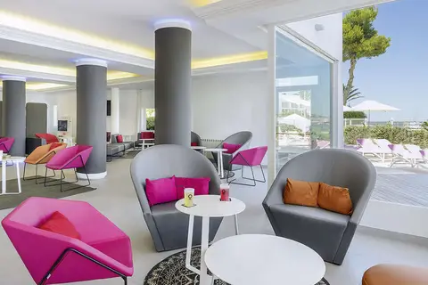 Hotel Vibra San Remo in Sant Josep de sa Talaia — foto 15