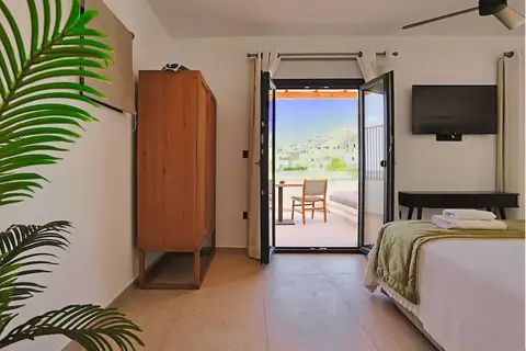 La Maltese Boutique in Paros — foto 17