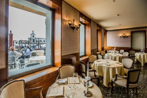 Hotel Monaco & Grand Canal in Venetië — foto 24