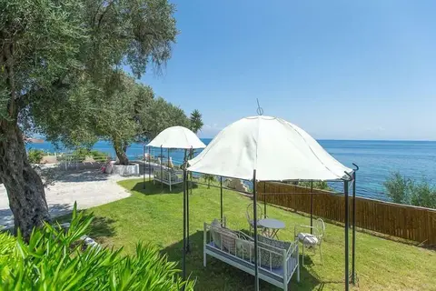 Aurora Beach in Δημοτική Ενότητα Μελιτειέων — foto 9