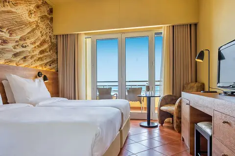 Calheta Beach in Calheta, foto 4