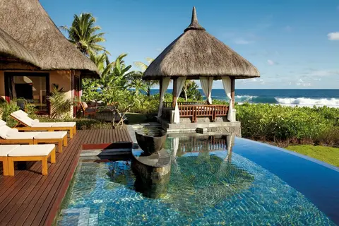 Shanti Maurice Resort & Spa in St Felix Public Beach — foto 4