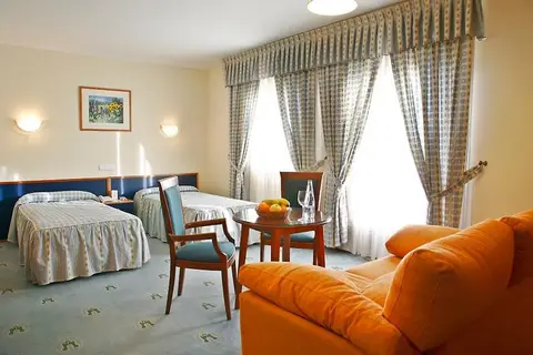 Hotel Puerta de Segovia in La Lastrilla — foto 26