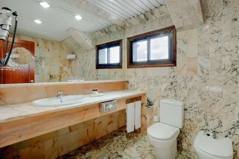 Hesperia Vigo in Vigo — foto 5