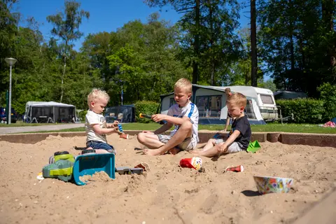 Camping De Voorst in Kraggenburg, foto 17
