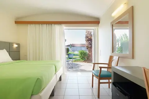 Kinetta Beach Resort & Spa in Κινέτα — foto 15