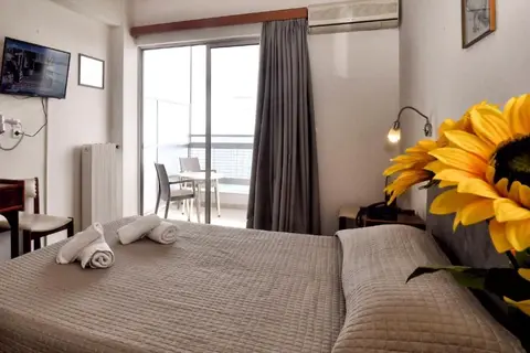Siagas Beach Hotel in Agioi Theodoroi — foto 6