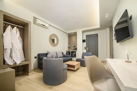 Nicolas Grand Suites in Καρδάμαινα — foto 28