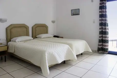 Marcos Beach Hotel in Μυλοπότας — foto 3