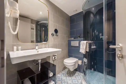 Cosmo City Hotel in Boedapest — foto 8