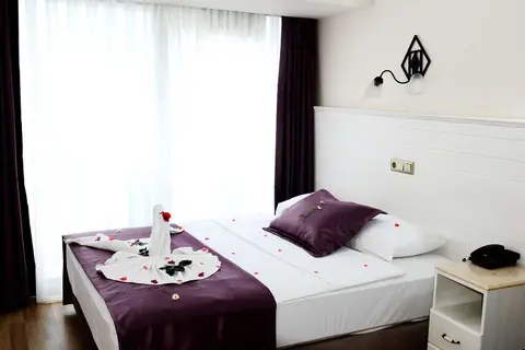 Hotel By Karaaslan Inn in Kuşadası — foto 4