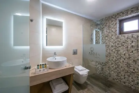 Yianna Caravel Suites by Checkin in Gazi Municipal Unit, foto 17