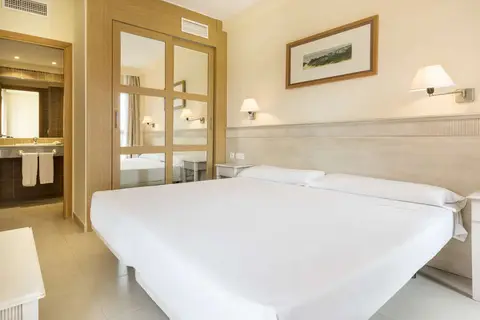 Hotel Ilunion Tartessus Sancti Petri in Chiclana de la Frontera — foto 16