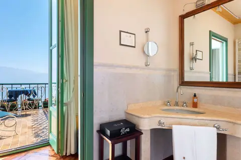 Villa Sostaga Boutique Hotel in Gargnano — foto 13