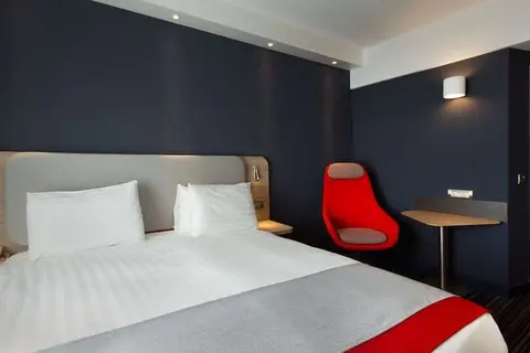 Holiday Inn Express Geneva Airport in Meyrin