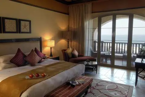 Desert Islands Resort & Spa by Anantara in صير بني ياس — foto 24