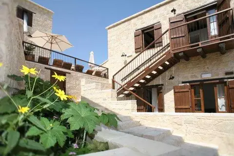 Leonidas Village Houses in Goudi — foto 11