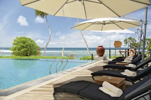 DoubleTree Resort & Spa by Hilton Hotel Seych in Anse Forbans