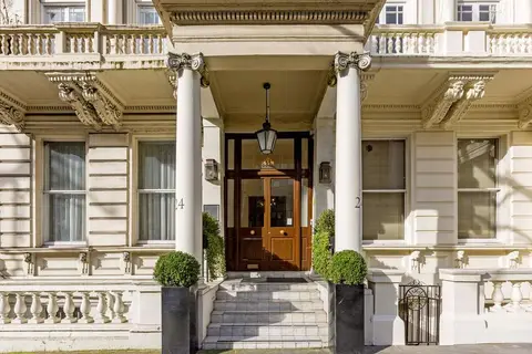 Queensgate Court Appartementen in Londen, foto 17