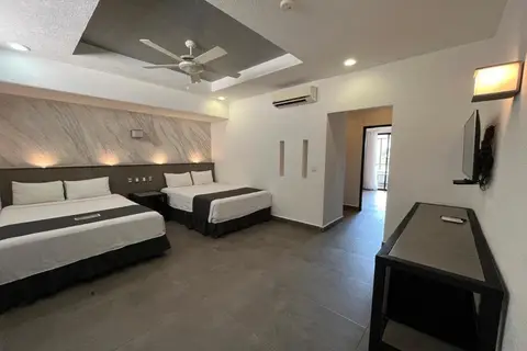 Aspira Hotel Playa del Carmen in Playa del Carmen — foto 2