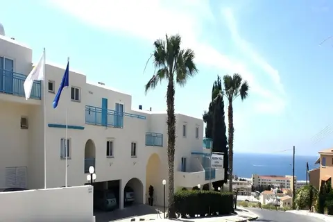 Sunny Hill Hotel Apartments in Paphos — foto 12
