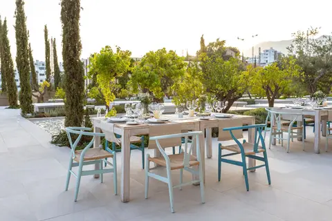 Higueron Hotel Malaga, Curio Collection by Hilton in Fuengirola — foto 5