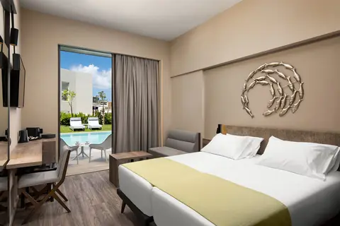 Atlantica Amalthia Beach Resort in Agia Marina — foto 12