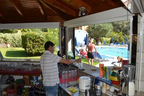 Appartementen Irene in Άγιος Γόρδιος — foto 9