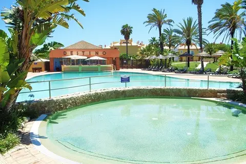 Jardim Da Meia Praia in Lagos — foto 3