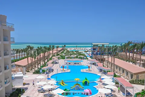 SUNRISE Serano Aqua Park Resort in Al Ahia'