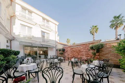 Moenia Boutique Hotel in Durrës — foto 3