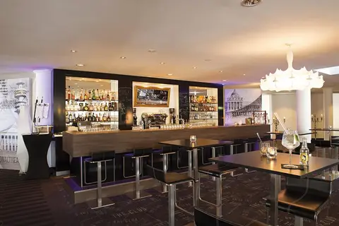Victor's Residenz-Hotel München in Unterschleißheim — foto 3