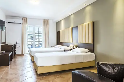 White Olive Premium Laganas in Δημοτική Ενότητα Λαγανά — foto 7
