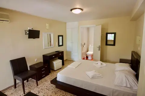 Lorenzo House Apartments in Λάσση — foto 29