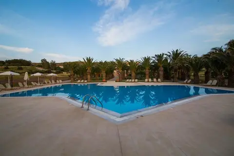 Aphrodite Hotel in Μόλυβος — foto 11