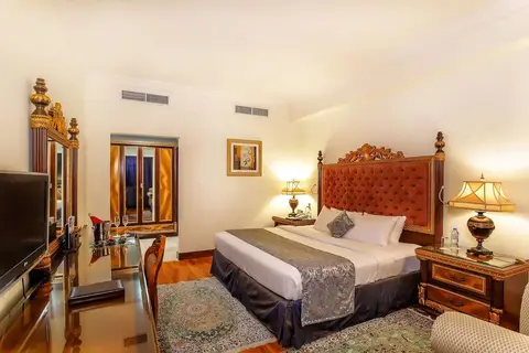 Grand Excelsior Hotel Bur Dubai in Dubai — foto 25