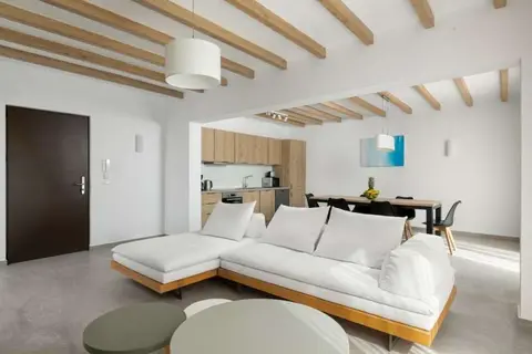 Terra Pietra Villas & Suites in Lardos, foto 6