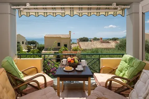 Hotel Nautilus Barbati in Μπαρμπάτι — foto 11