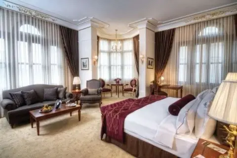 Palazzo Donizetti in Beyoğlu — foto 2