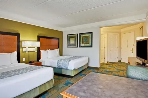 La Quinta Inn & Suites by Wyndham Ft. Lauderdale Airport in Hollywood — foto 4