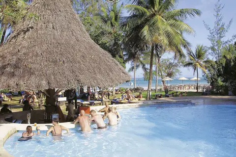 Papillon Lagoon Reef in Ukunda — foto 17
