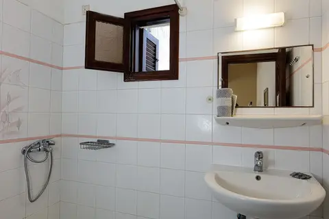 Kasteli Studios & Apartments in Panormos — foto 26