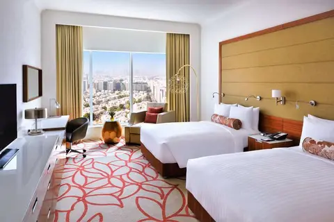 Marriott Downtown Abu Dhabi in المَنهَل — foto 4