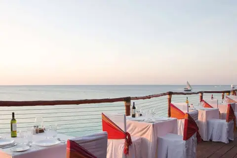 Royal Zanzibar Beach Resort in Nungwi — foto 19