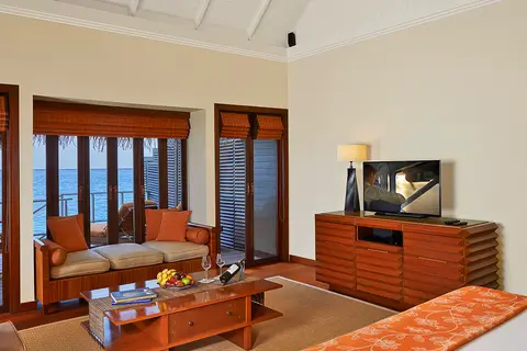 Taj Exotica Resort & Spa Maldives in Enboodhoo — foto 16