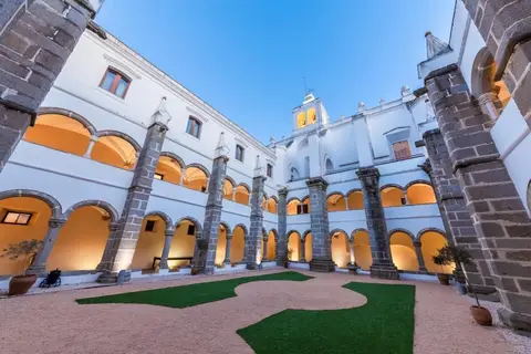 Convento do Espinheiro, Historic Hotel & Spa in Évora