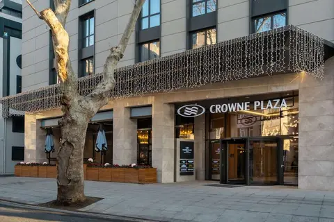 Crowne Plaza Istanbul Ortakoy Bosphorus in Beşiktaş — foto 10
