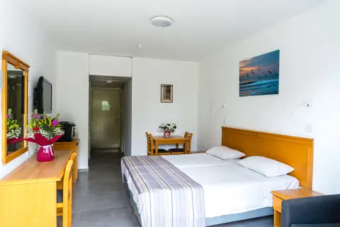 Helios Bay Hotel Appartementen in Hlorakas — foto 4