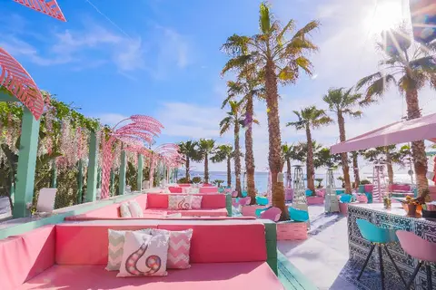 Wi-Ki-Woo Boutique Aparthotel in Sant Antoni de Portmany — foto 24