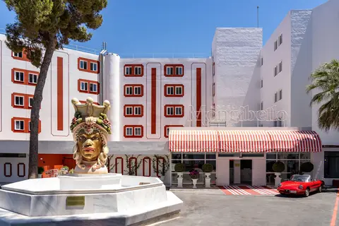 Mongibello in Santa Eulària des Riu — foto 26